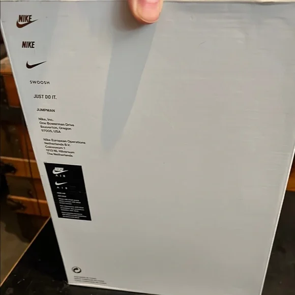 AIR JORDAN 1 LOW LT IRON ORE SIREN RED SIZE 9.5 MENS 11.5 WOMENS - Picture 13 of 14